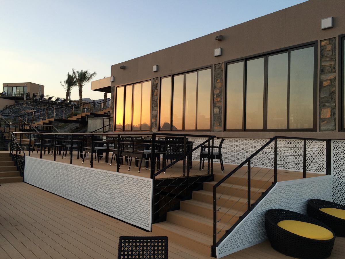The View Hotel Al Hamra Bilik gambar